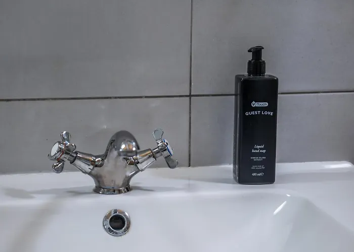 Casa San Carlo La Valletta