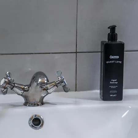 Casa San Carlo ואלטה