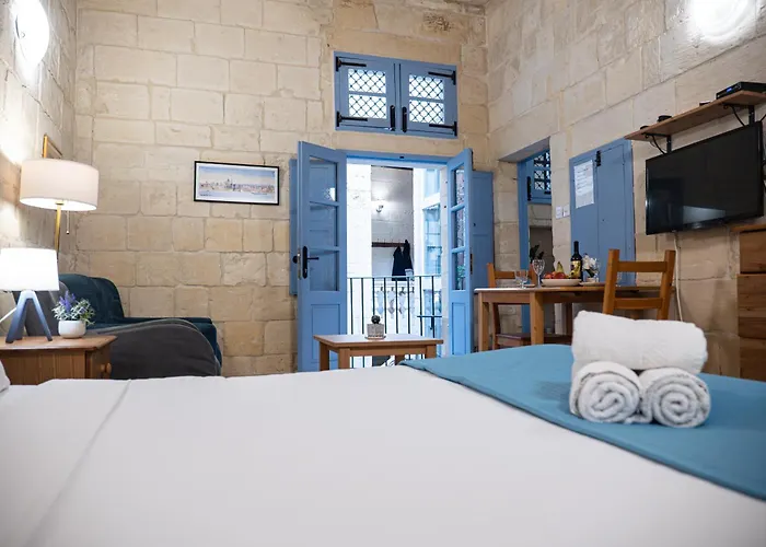 Casa San Carlo Valletta